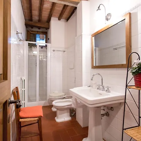 Montelisi Villa *