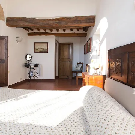 Montelisi Villa *