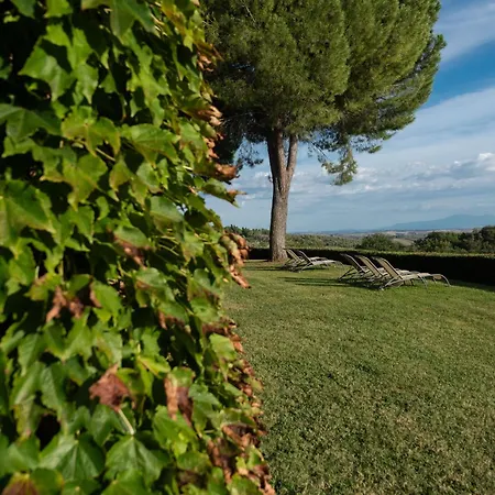 Montelisi Villa *